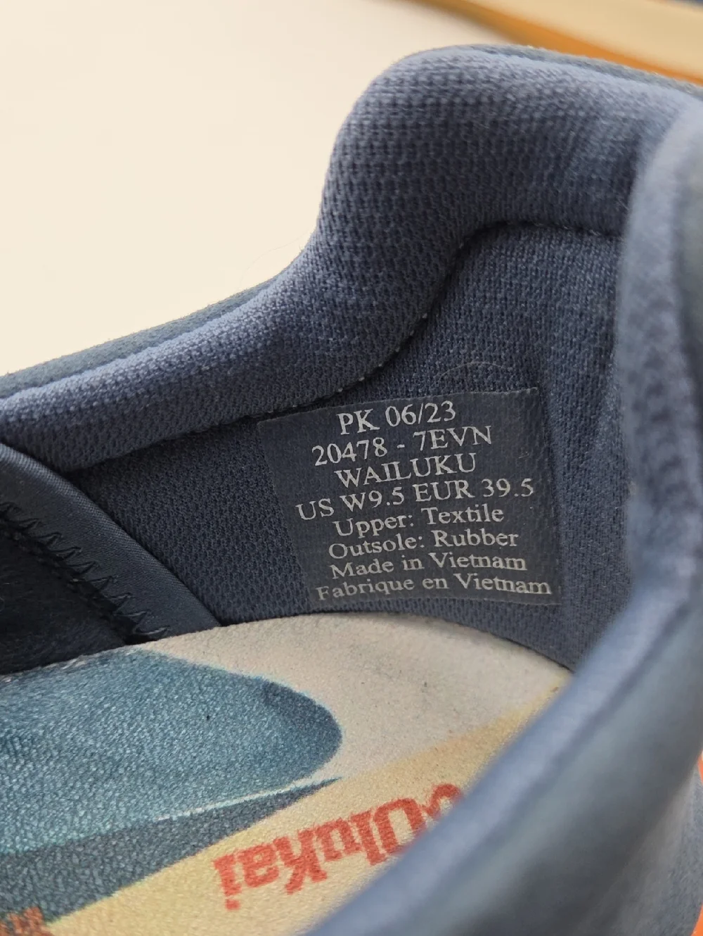 OluKai Wailuku Athletic Mesh Sneakers Blue Brown Women's 9.5‎